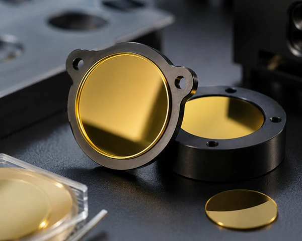 Gold coated glass for sensors and laboratory surface analysis
