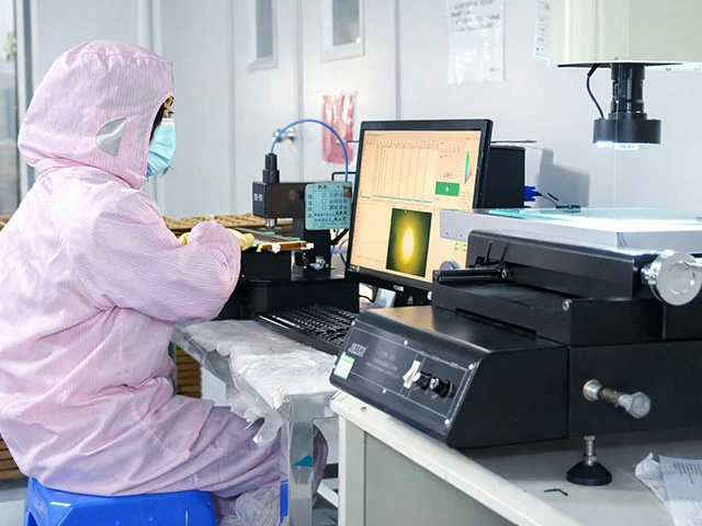 Soda-lime glass dimensional and cosmetic inspection